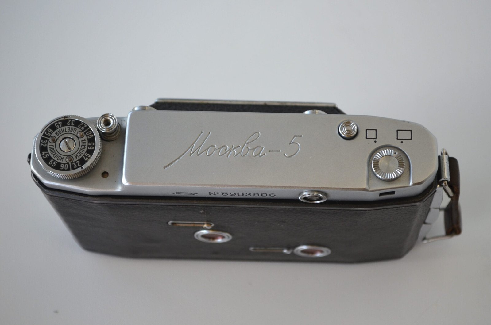 Moskva 5 Soviet 6x9 Medium format folding camera I-24 3,5/105mm S/N 5903906 - Image 8