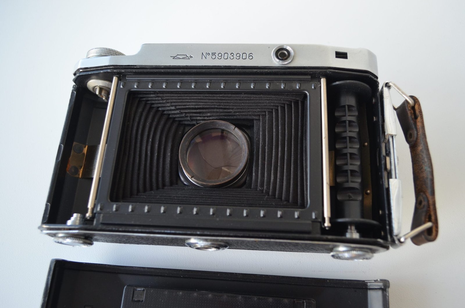 Moskva 5 Soviet 6x9 Medium format folding camera I-24 3,5/105mm S/N 5903906 - Image 11