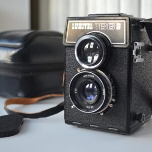 LUBITEL 166 B LOMO TLR Camera Medium Format 6x6. S/N: 81703442