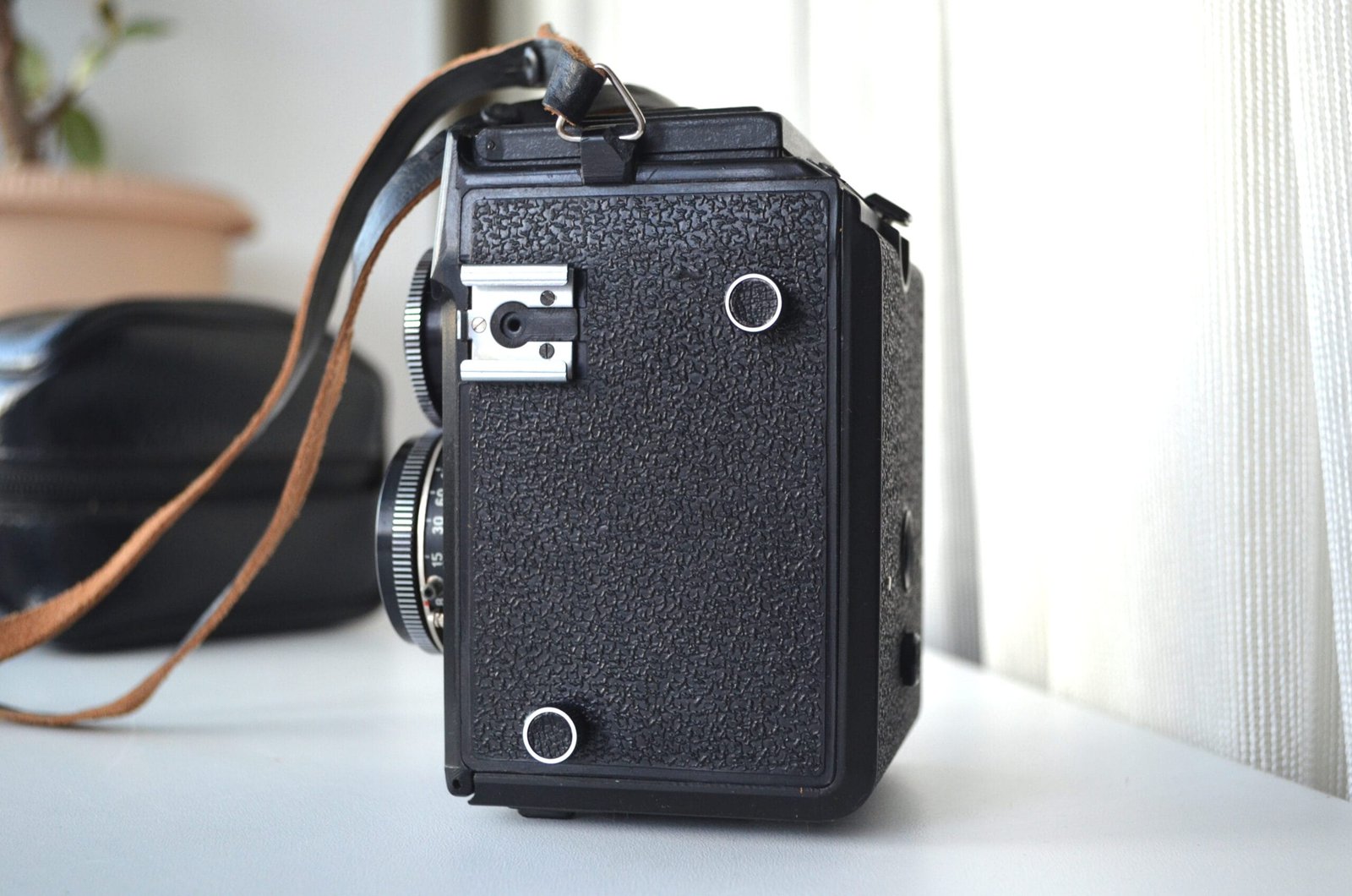 LUBITEL 166 B LOMO TLR Camera Medium Format 6x6. S/N: 81703442 - Image 5