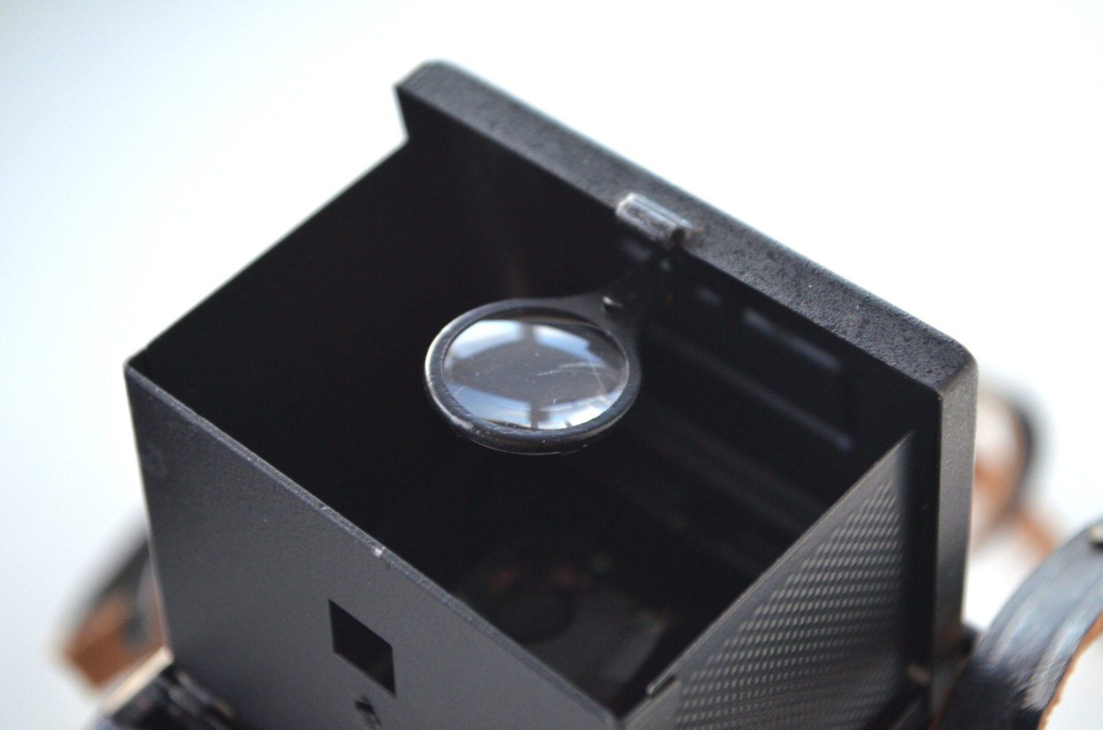 LUBITEL 166 B LOMO TLR Camera Medium Format 6x6. S/N: 81703442 - Image 9