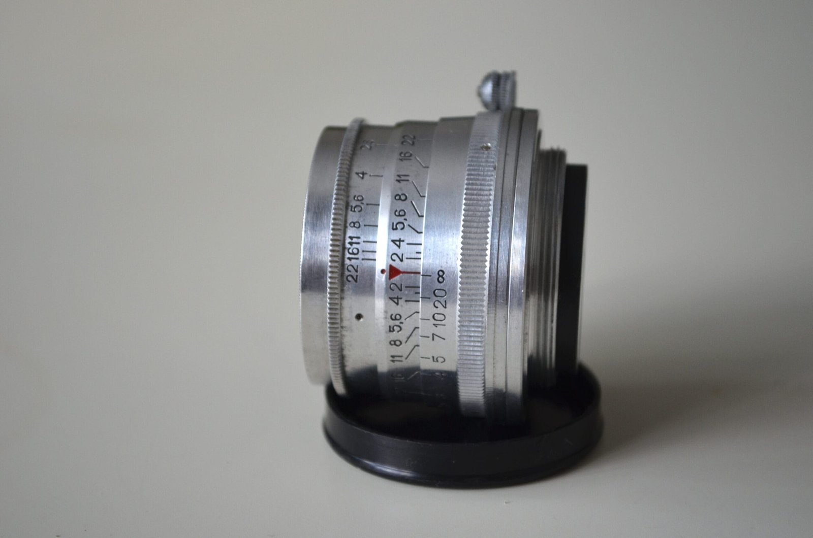 Early Jupiter 8 2/50mm KMZ Red P M39 rangefinder soviet lens s/n 5706589 - Image 8