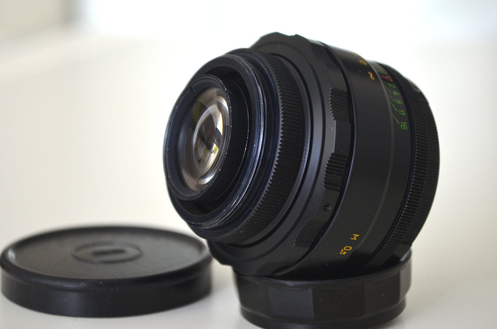 Helios 44-2 f2/58mm m42 Belomo Soviet lens S/N 8423997 - Image 5