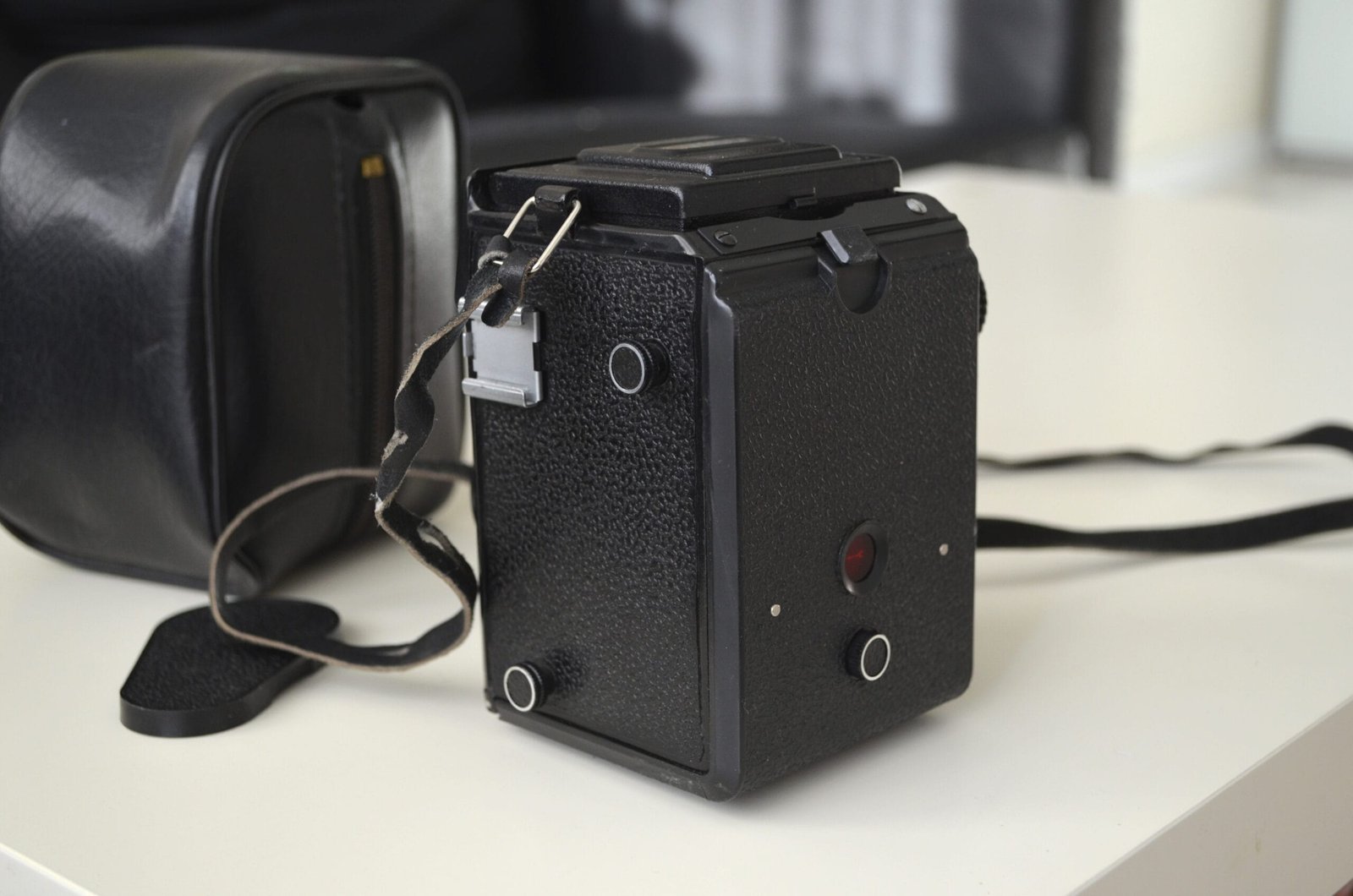 Lubitel 166 B LOMO TLR Camera Medium Format 6x6. S/N: 89016105 - Image 3