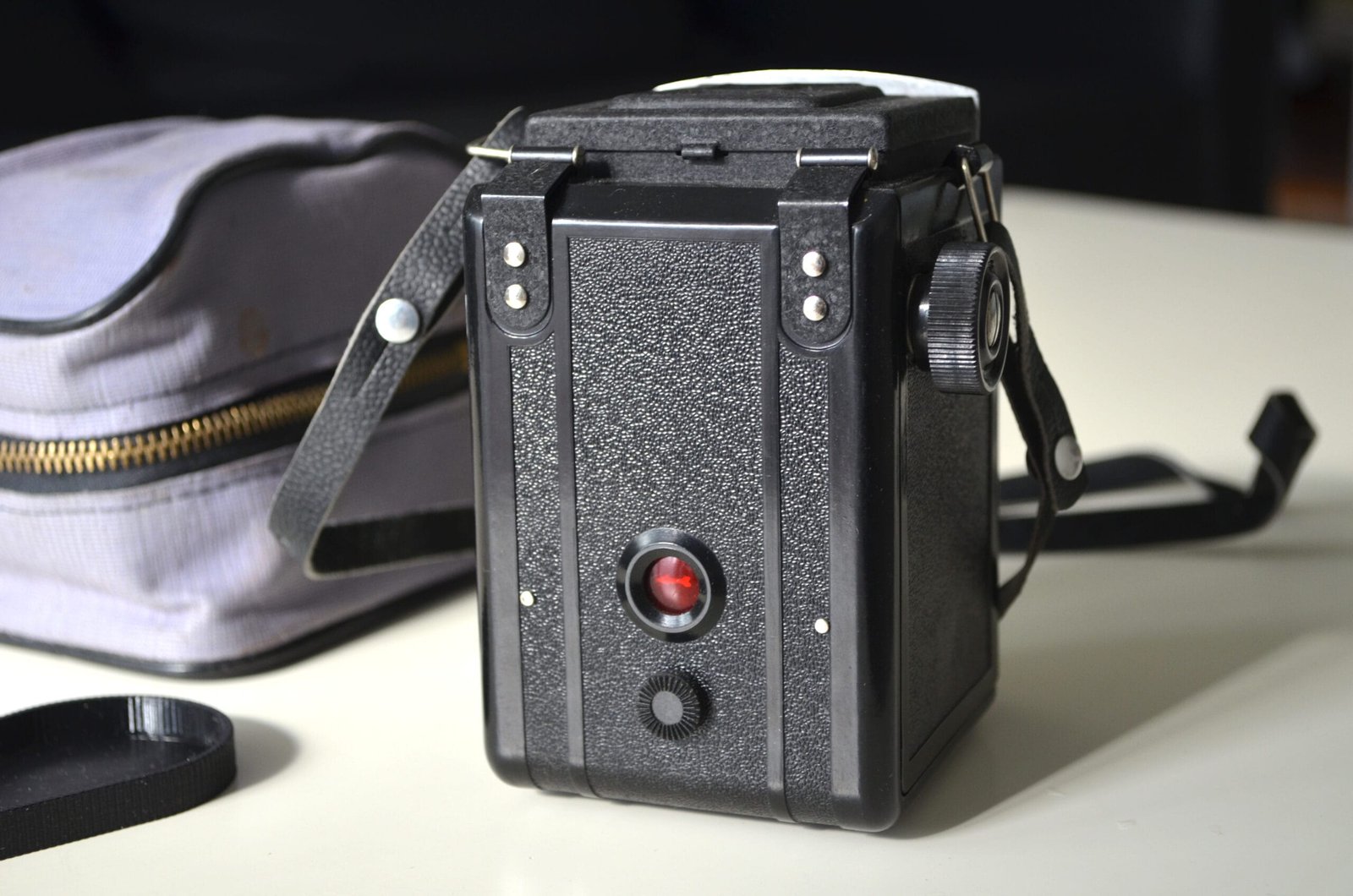 Lubitel Soviet TLR Camera Medium Format 6x6 S/N: 33699 - Image 3
