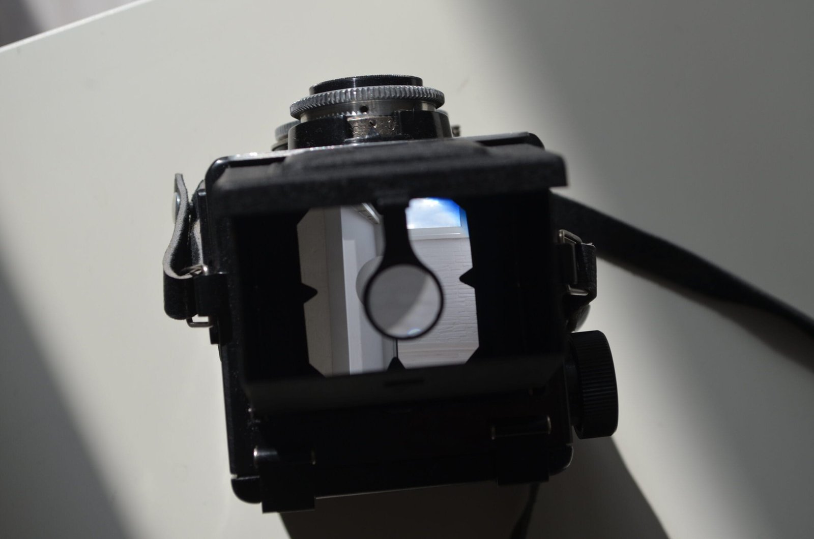 Lubitel Soviet TLR Camera Medium Format 6x6 S/N: 33699 - Image 8