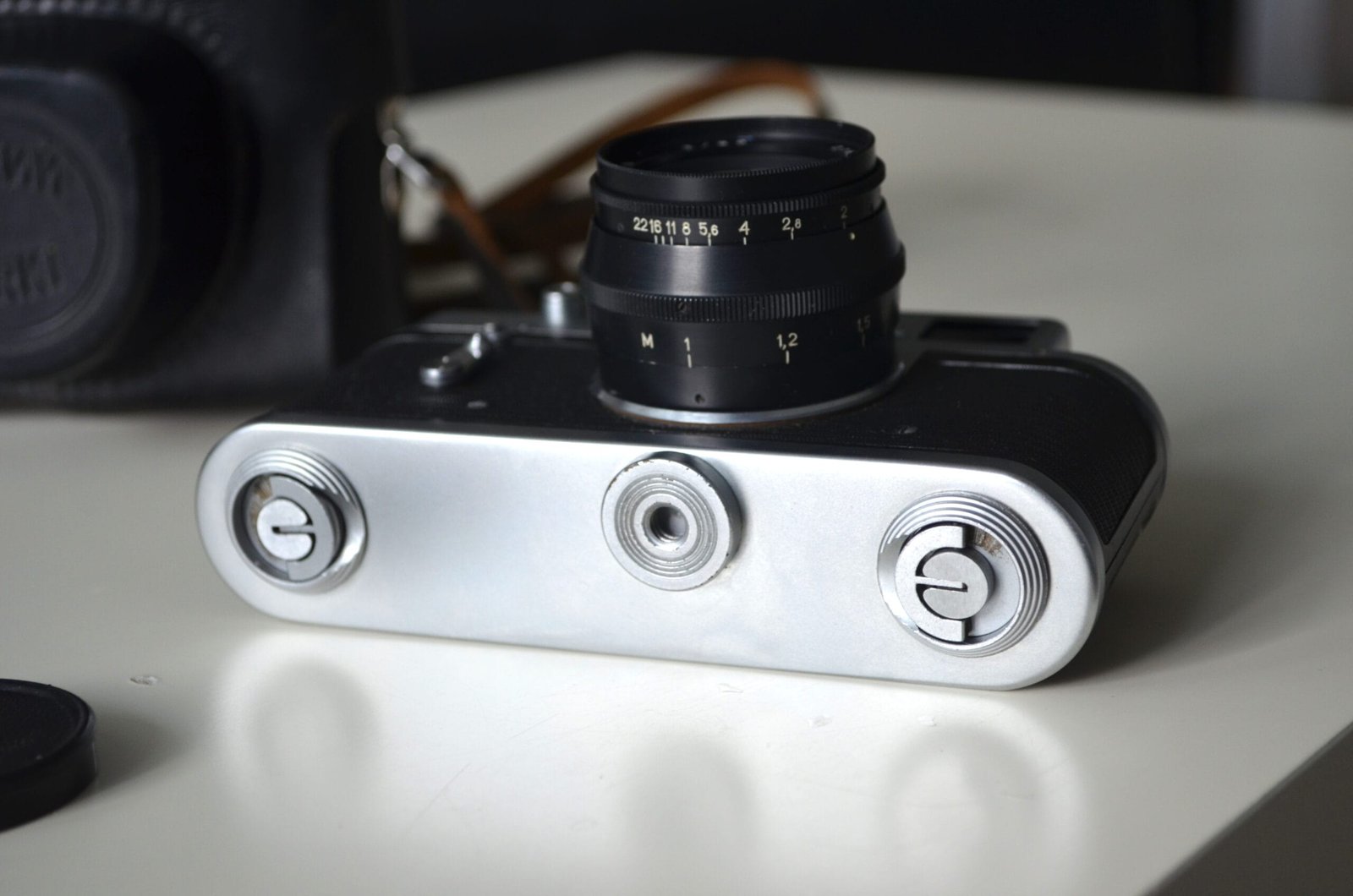 Zorki 4k Soviet Rangefinder Camera 35mm with Jupiter 8 2/50mm S/N 7371141 - Image 4