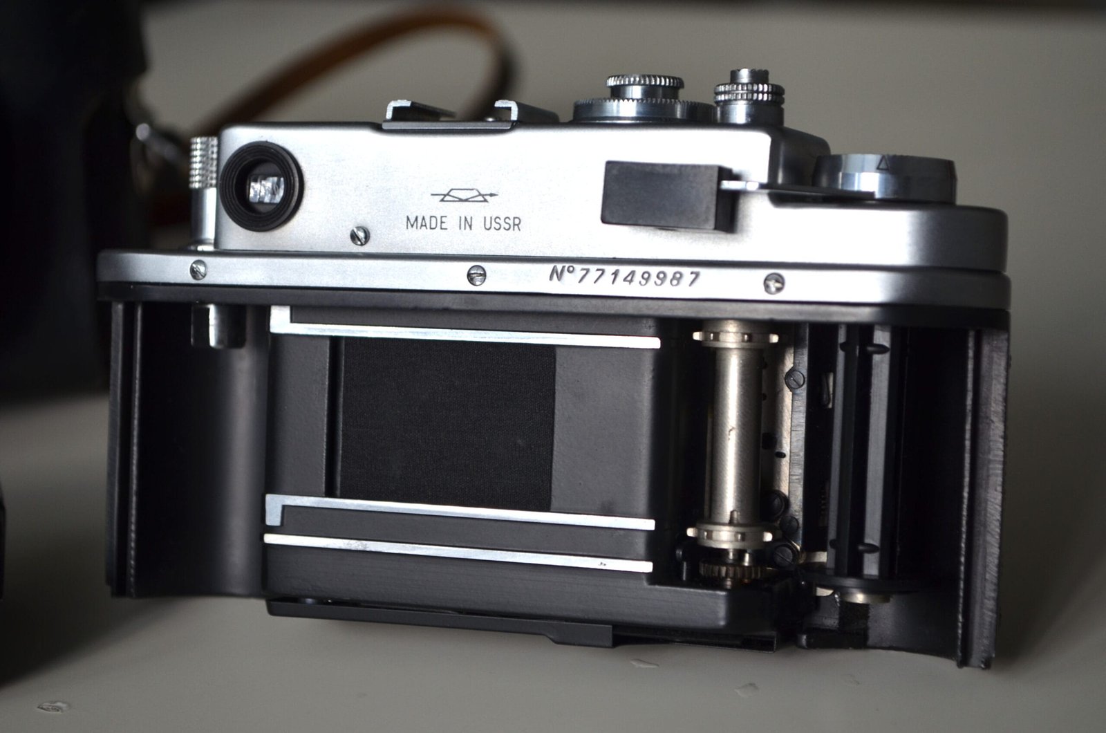 Zorki 4k Soviet Rangefinder Camera 35mm with Jupiter 8 2/50mm S/N 7371141 - Image 5