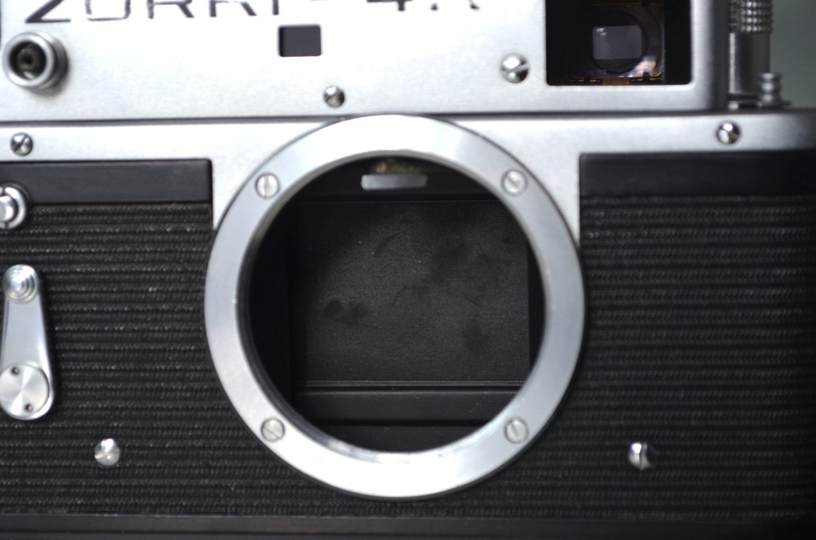 Zorki 4k Soviet Rangefinder Camera 35mm with Jupiter 8 2/50mm S/N 7371141 - Image 6