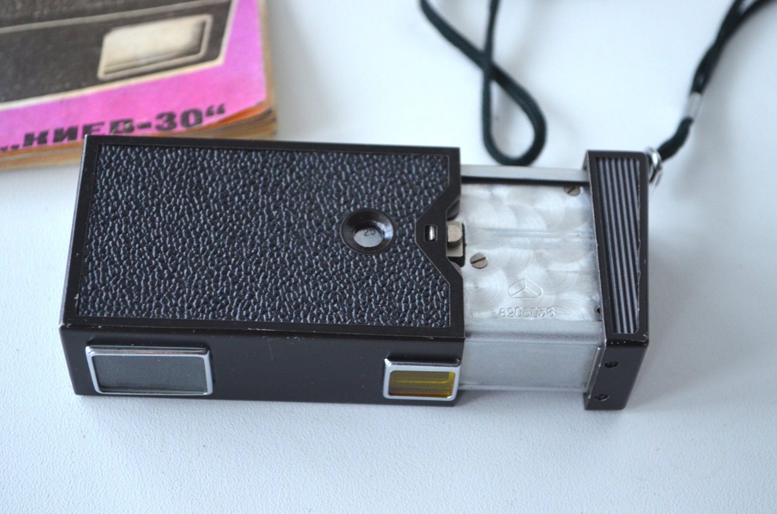 KIEV 30 Soviet 16mm Camera Lens INDUSTAR - M (3,5 / 23) S/N 8208036 - Image 12