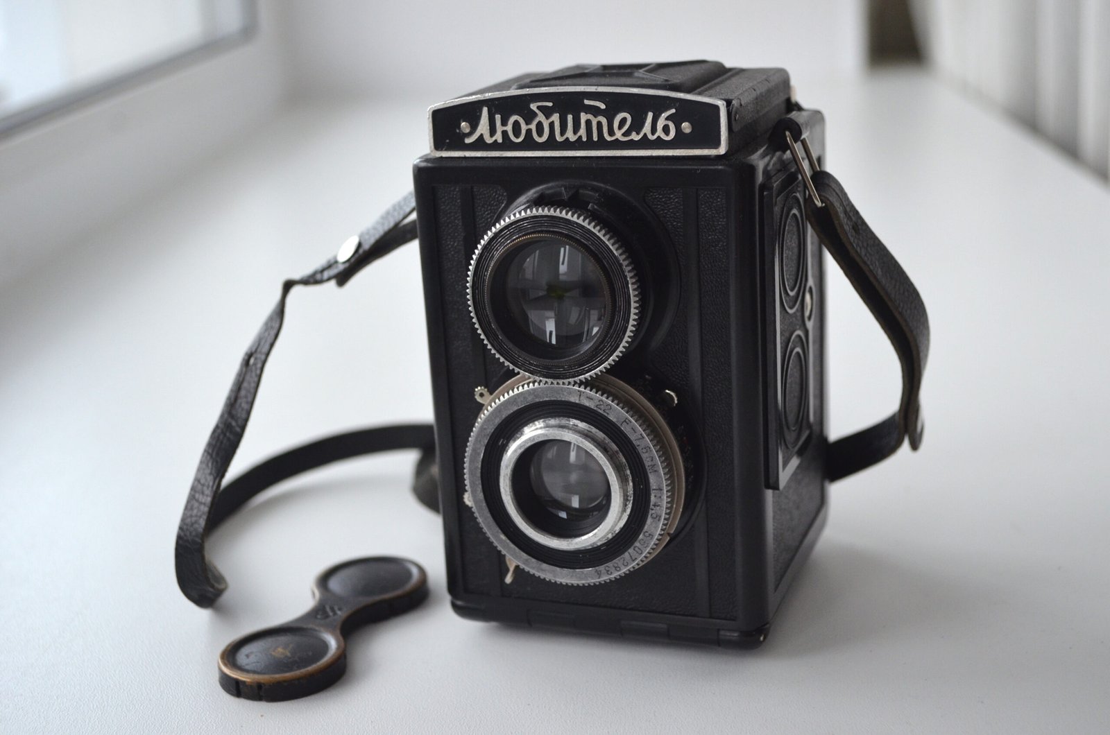 LUBITEL LOMO Soviet TLR Camera Medium Format 6x6. S/N: 55072834