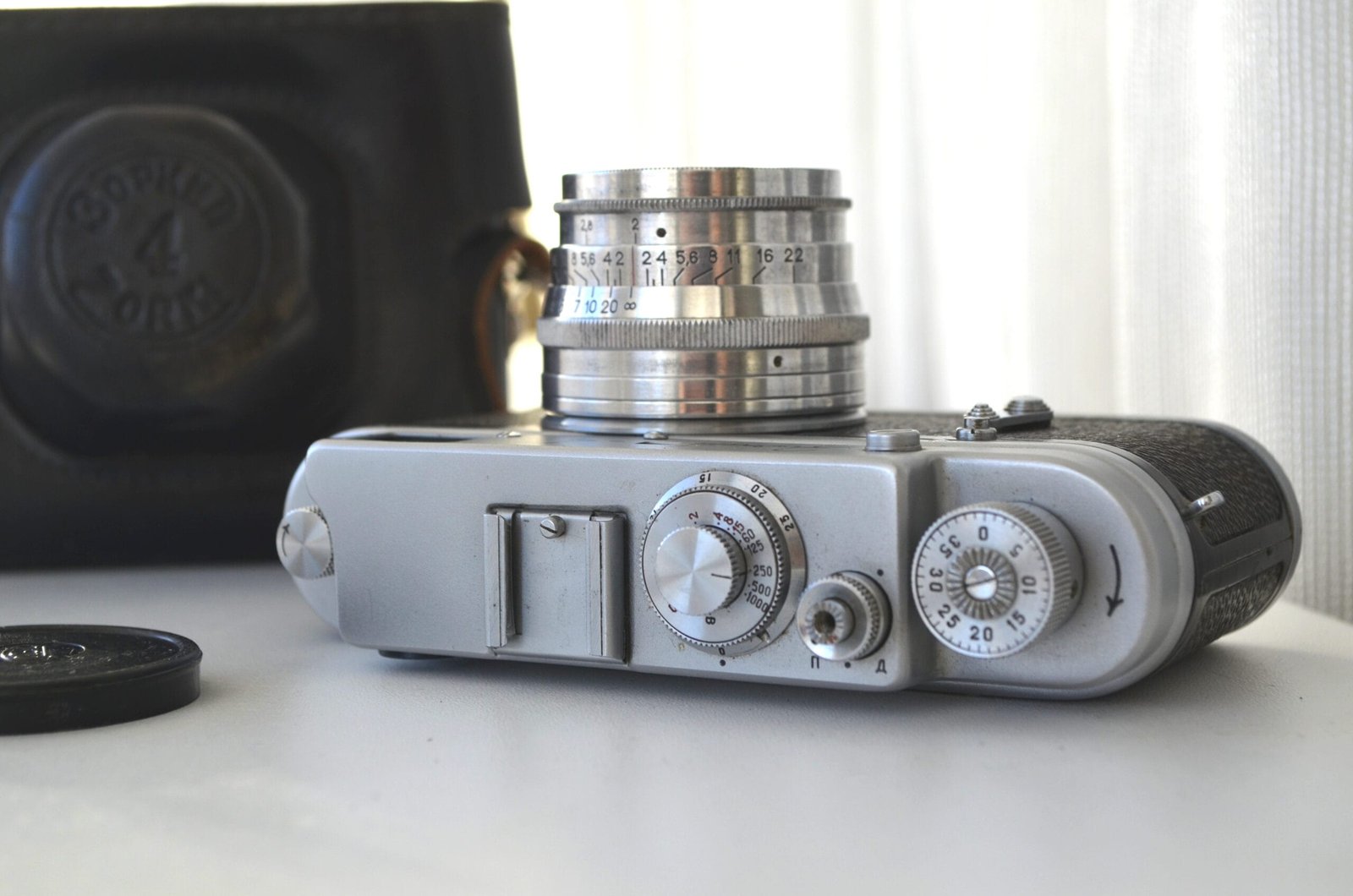 Zorki 4 Soviet Rangefinder Camera 35mm with Jupiter 8 2/50mm S/N 6568941 - Image 3