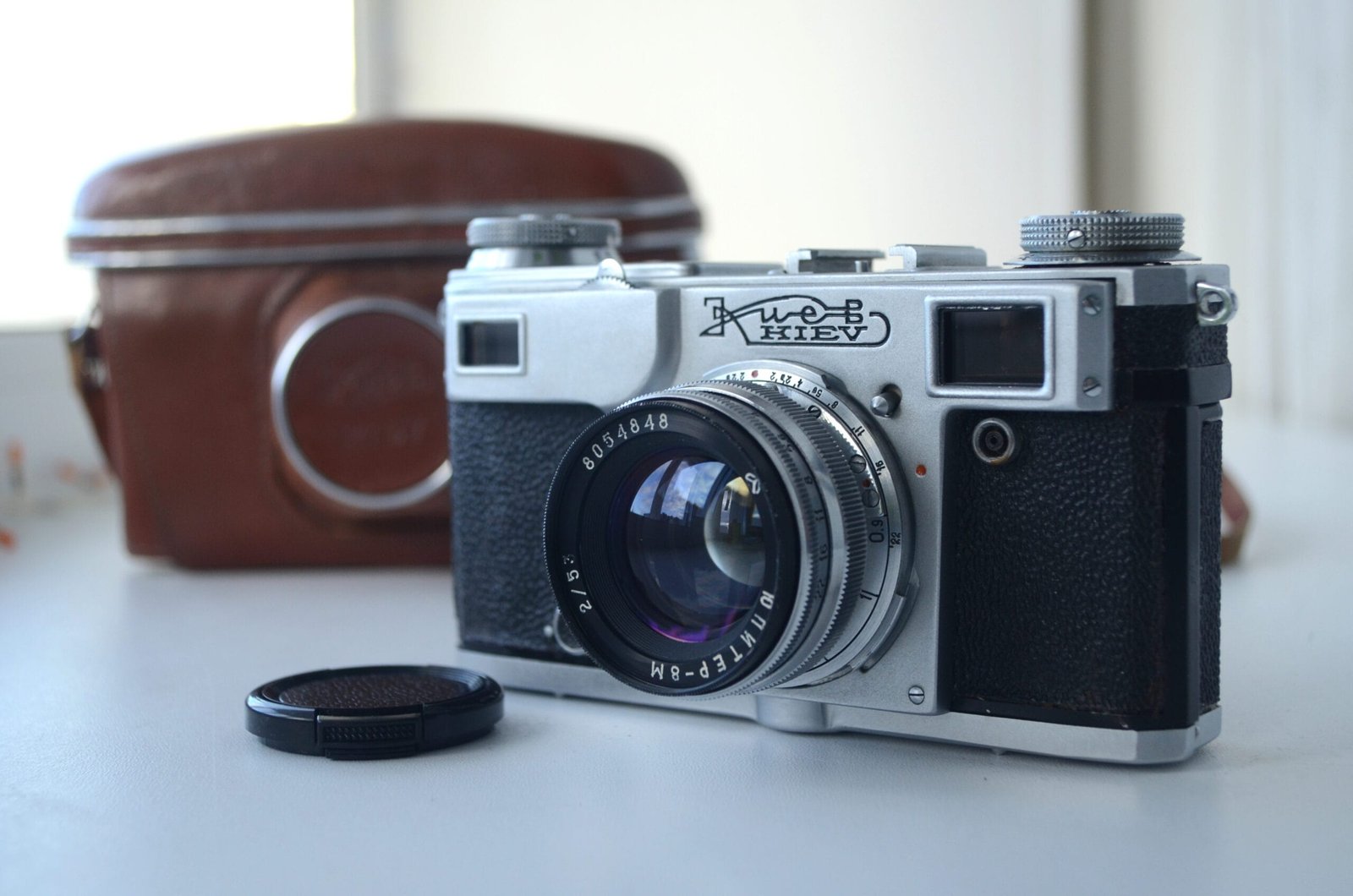 KIEV 4A 35mm RF camera with Jupiter 8m 2/50mm lens s/n 8018185