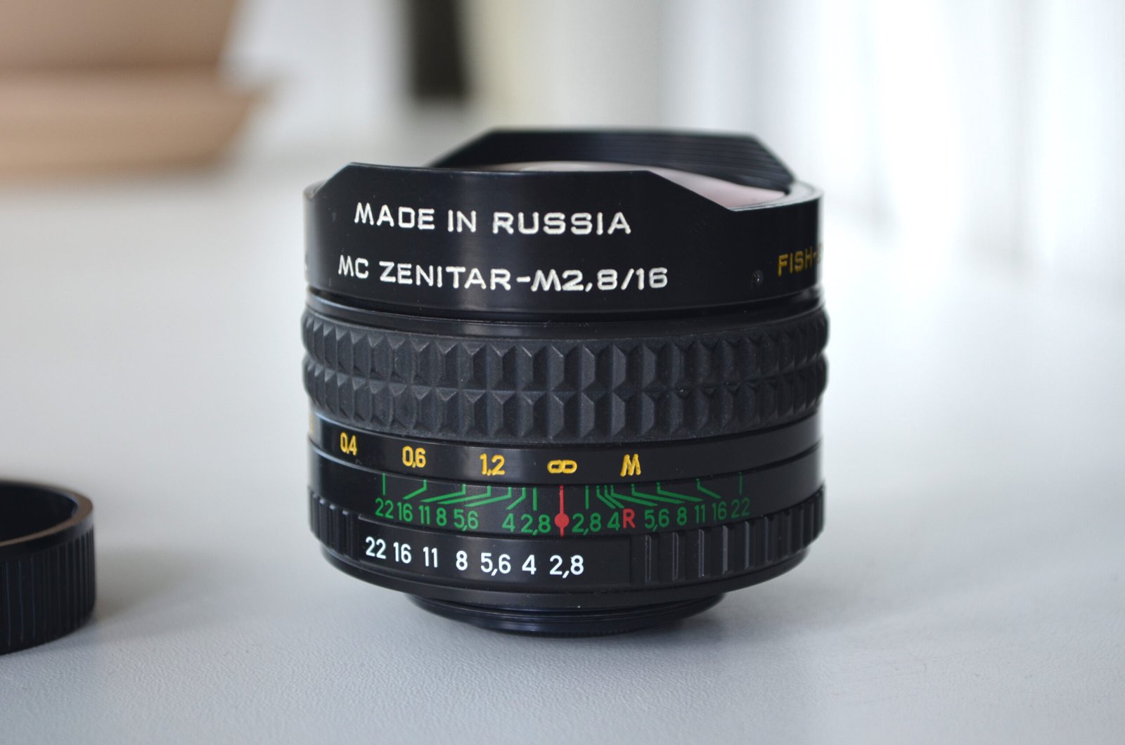 MC Zenitar M 16mm f2,8 M42 Super Wide Fish Eye S/N 103220 - to buy
