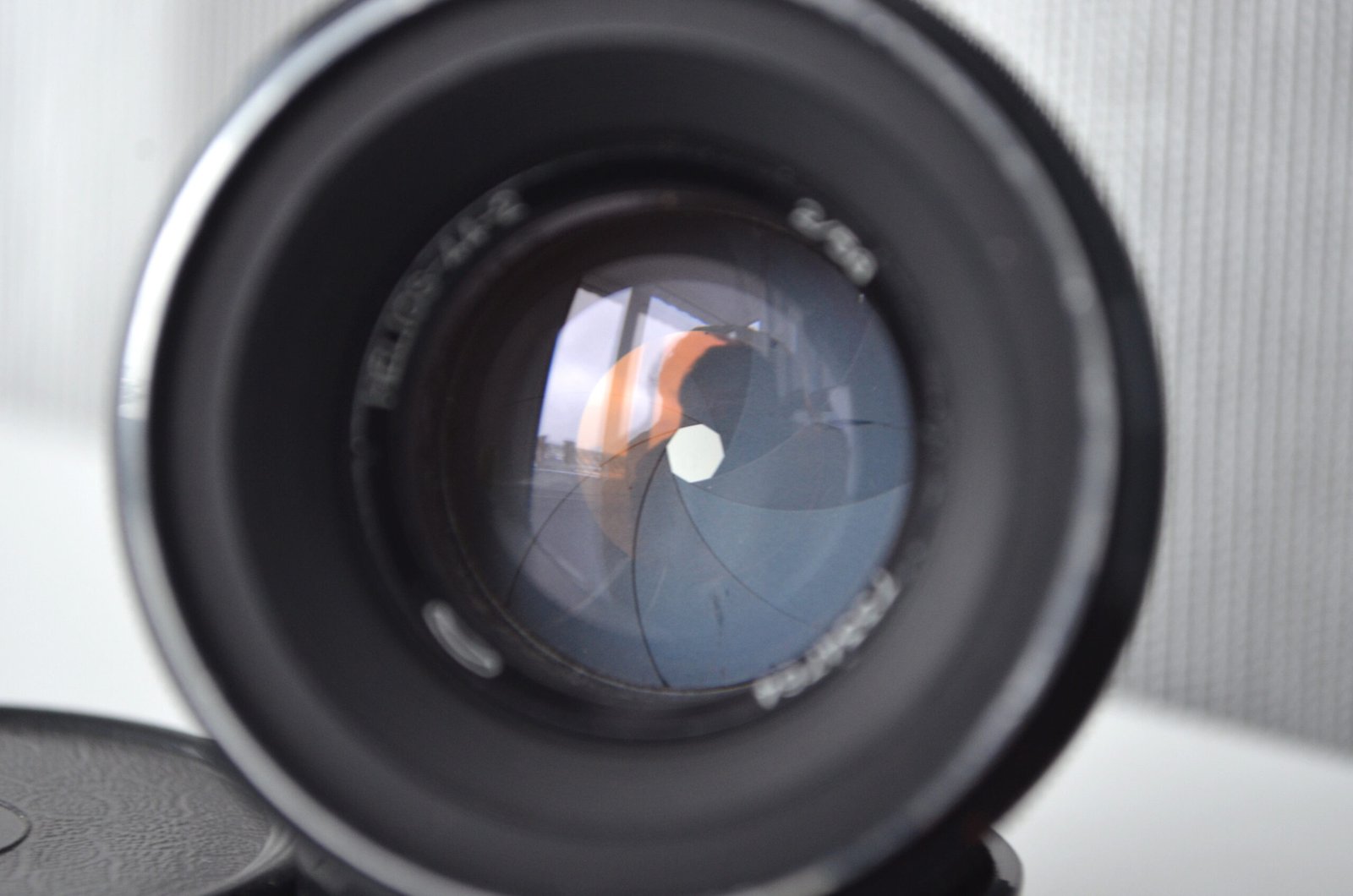 Early Helios 44-2 f2/58mm m42 Belomo Soviet lens S/N 7334764 - Image 3