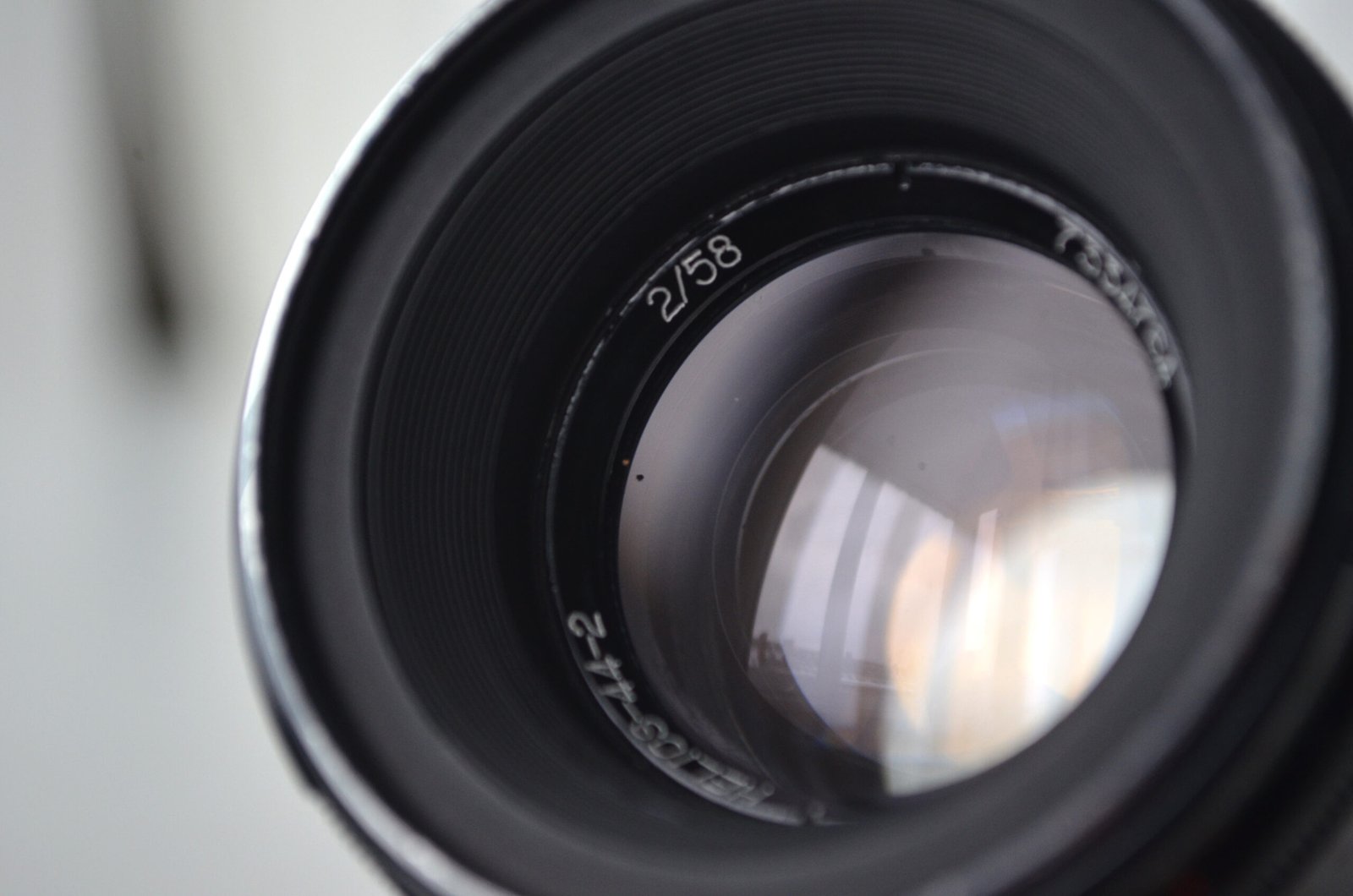 Early Helios 44-2 f2/58mm m42 Belomo Soviet lens S/N 7334764 - Image 2