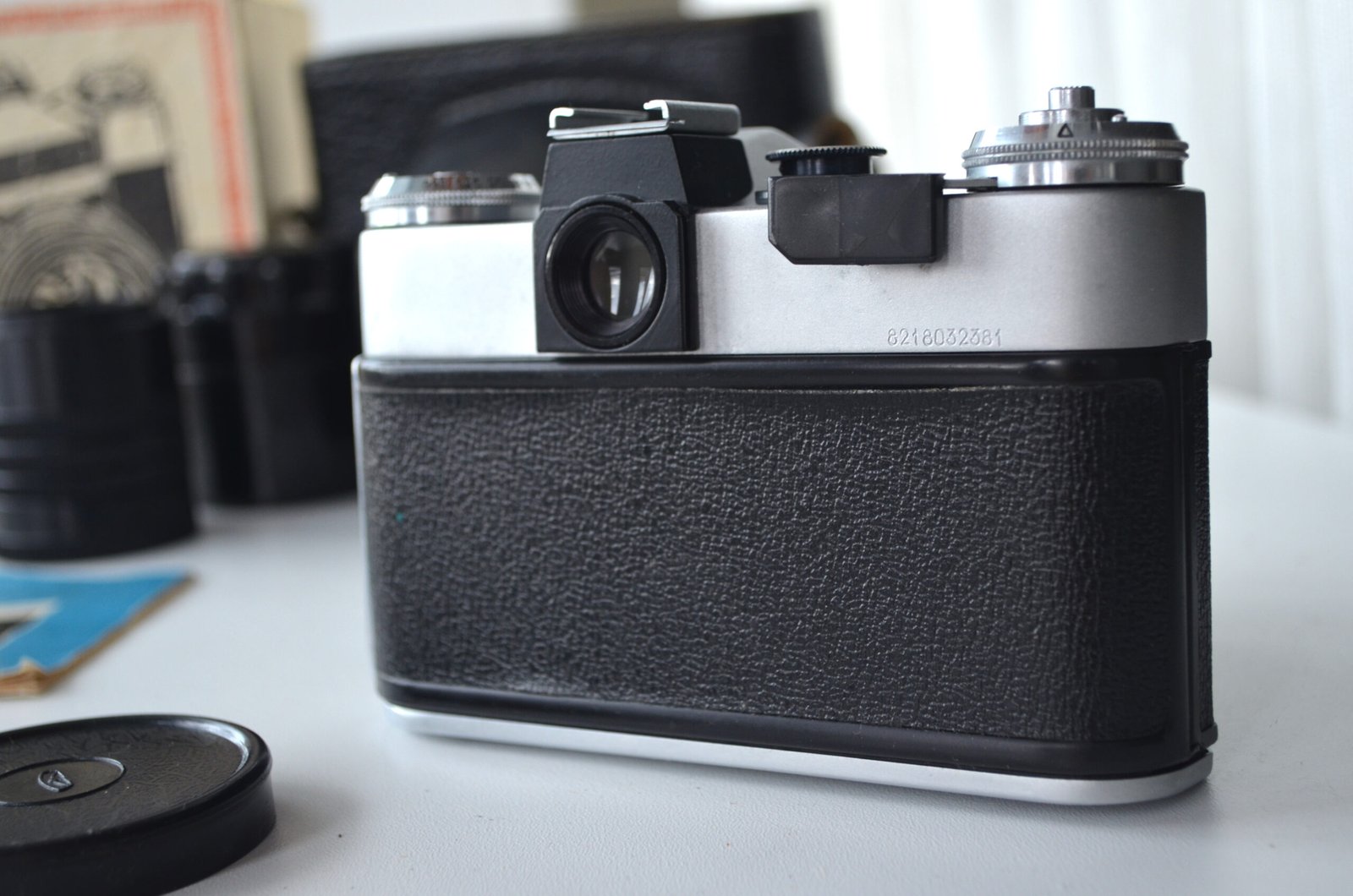 Zenit E Soviet 35mm SLR Camera with Helios 44-2 2/58mm Lens M42 original box - Image 4