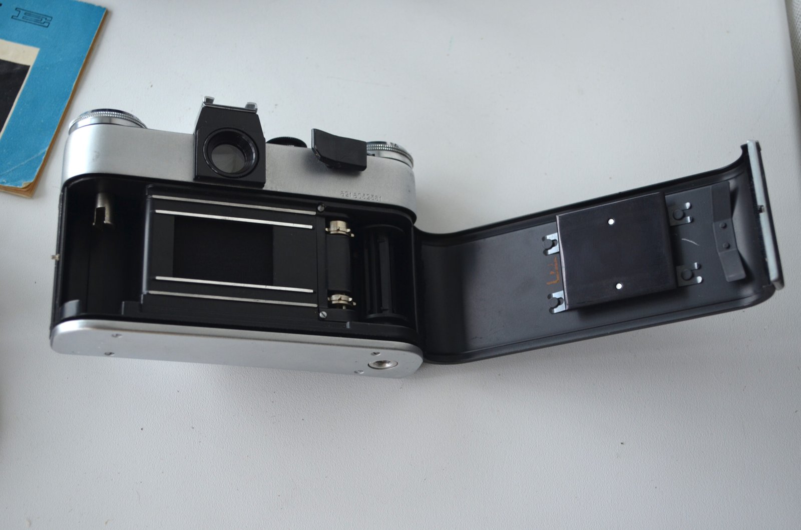 Zenit E Soviet 35mm SLR Camera with Helios 44-2 2/58mm Lens M42 original box - Image 7