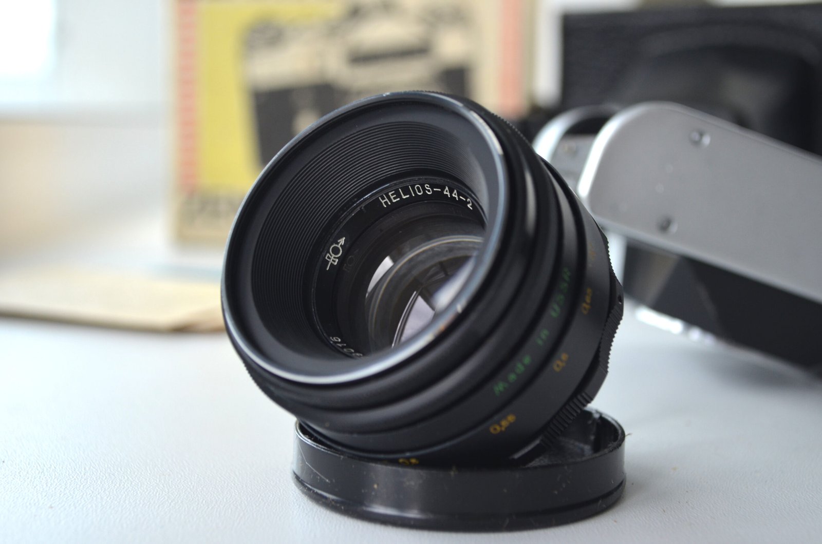 Zenit E Soviet 35mm SLR Camera with Helios 44-2 2/58mm Lens M42 original box - Image 8