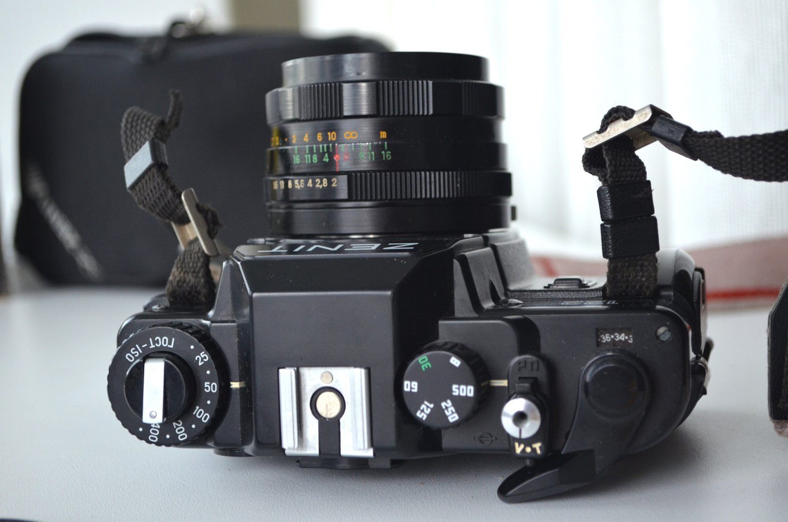 Zenit 122 Soviet 35mm SLR Camera with Helios 44m 2/58mm Lens M42 - Image 5