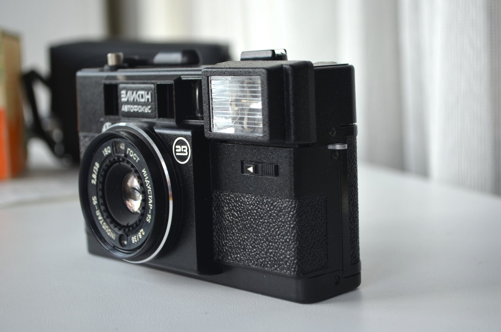 Elikon Autofocus Vintage 35mm Film Camera Lomography - Image 3