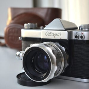 START Soviet Wind-Up 35mm SLR camera Helios-44 2/58 8 blades lens