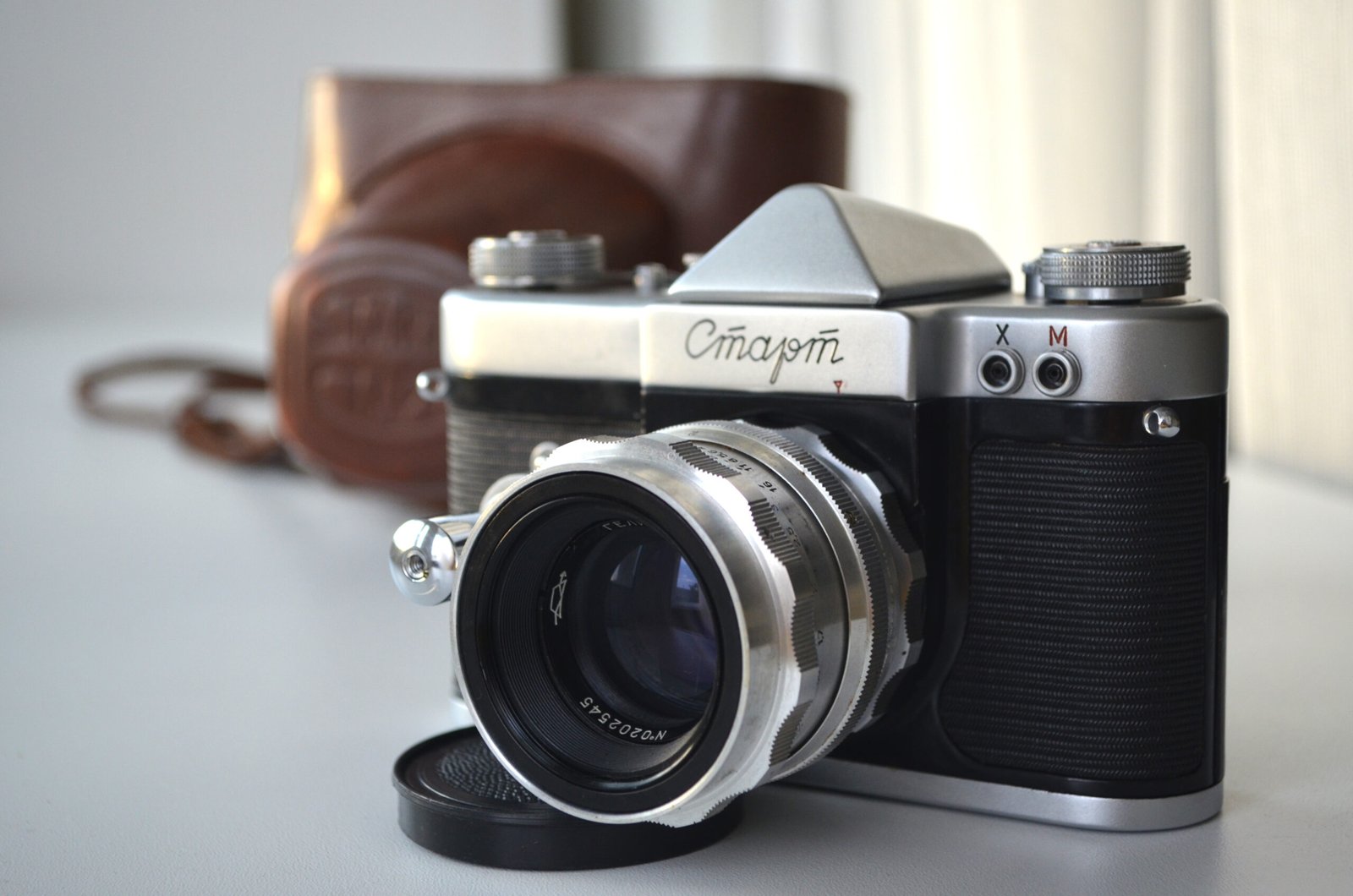 START Soviet Wind-Up 35mm SLR camera Helios-44 2/58 8 blades lens