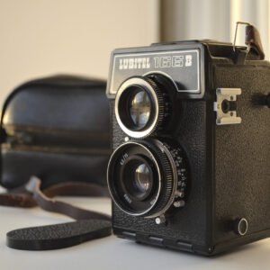 LUBITEL 166 B LOMO TLR Camera Medium Format 6x6. S/N: 89057751