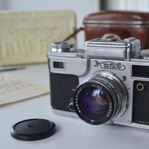 KIEV 4 35mm RF camera with Jupiter 8m 2/50mm lens s/n 7521631