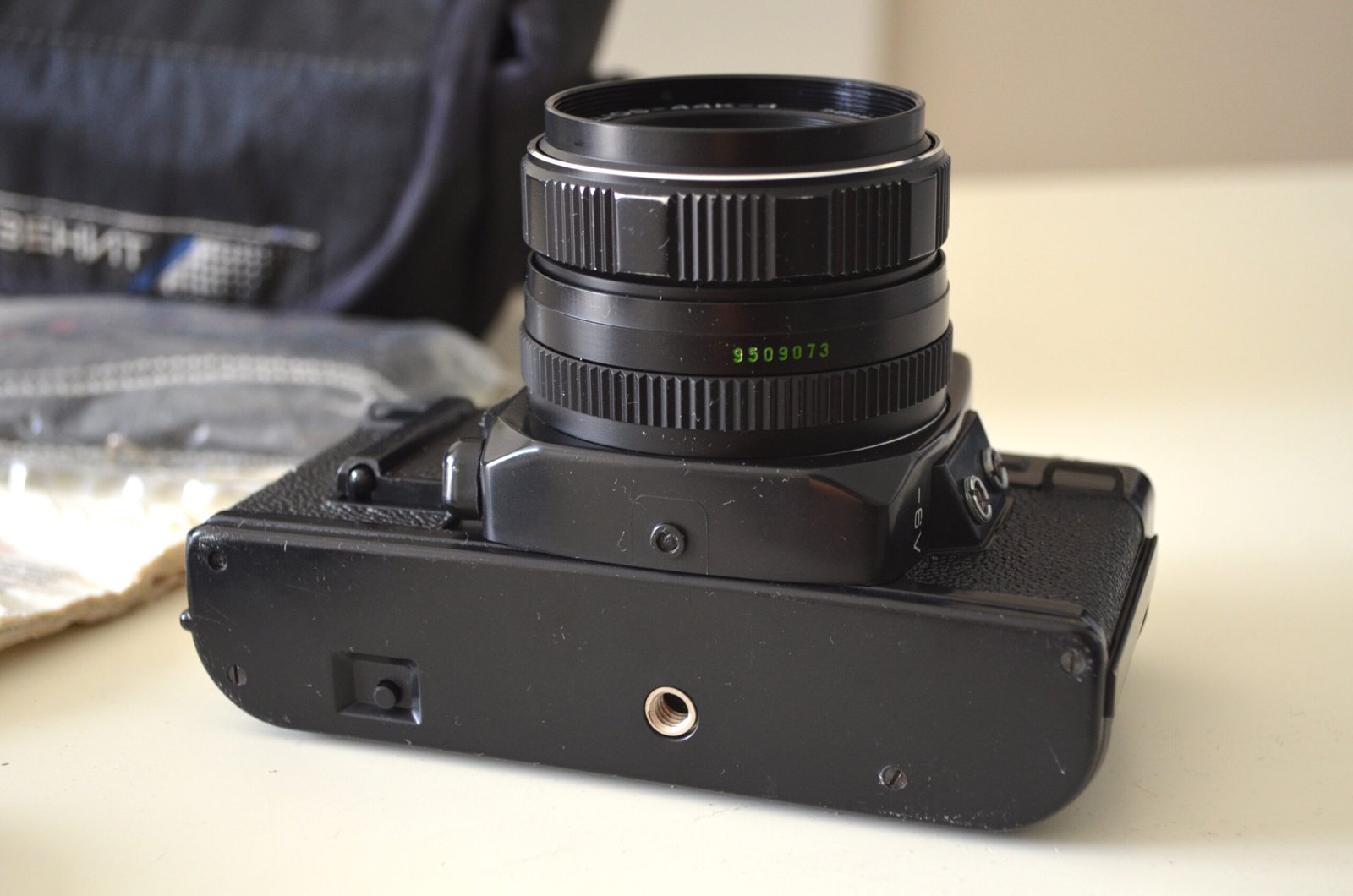 Zenit AM2 Soviet 35mm SLR Camera with MC Helios 44k-4 2/58mm Pentax K-mount - Image 6