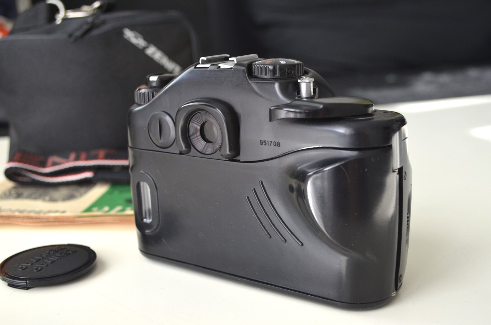 Zenit 212k Soviet 35mm SLR Camera with MC Zenitar K2 2/50mm Pentax K-mount - Image 3