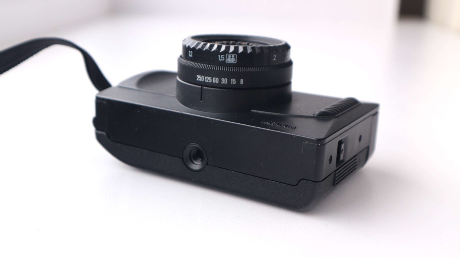 SMENA 35 Vintage 35mm Film Camera - Image 5