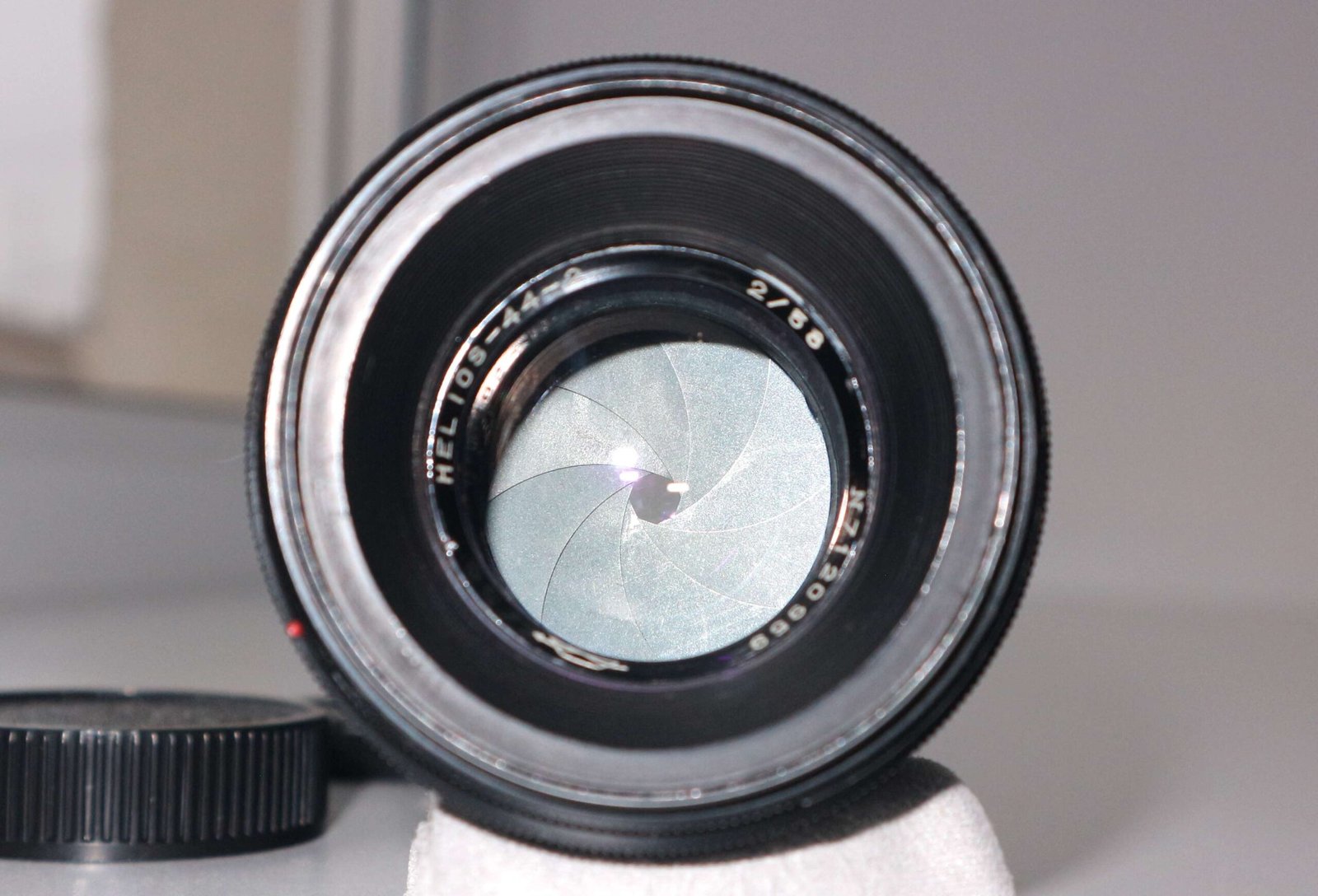 KMZ Helios 44 f2/58mm mount m39 Soviet lens Serviced S/N 0304771 - Image 3