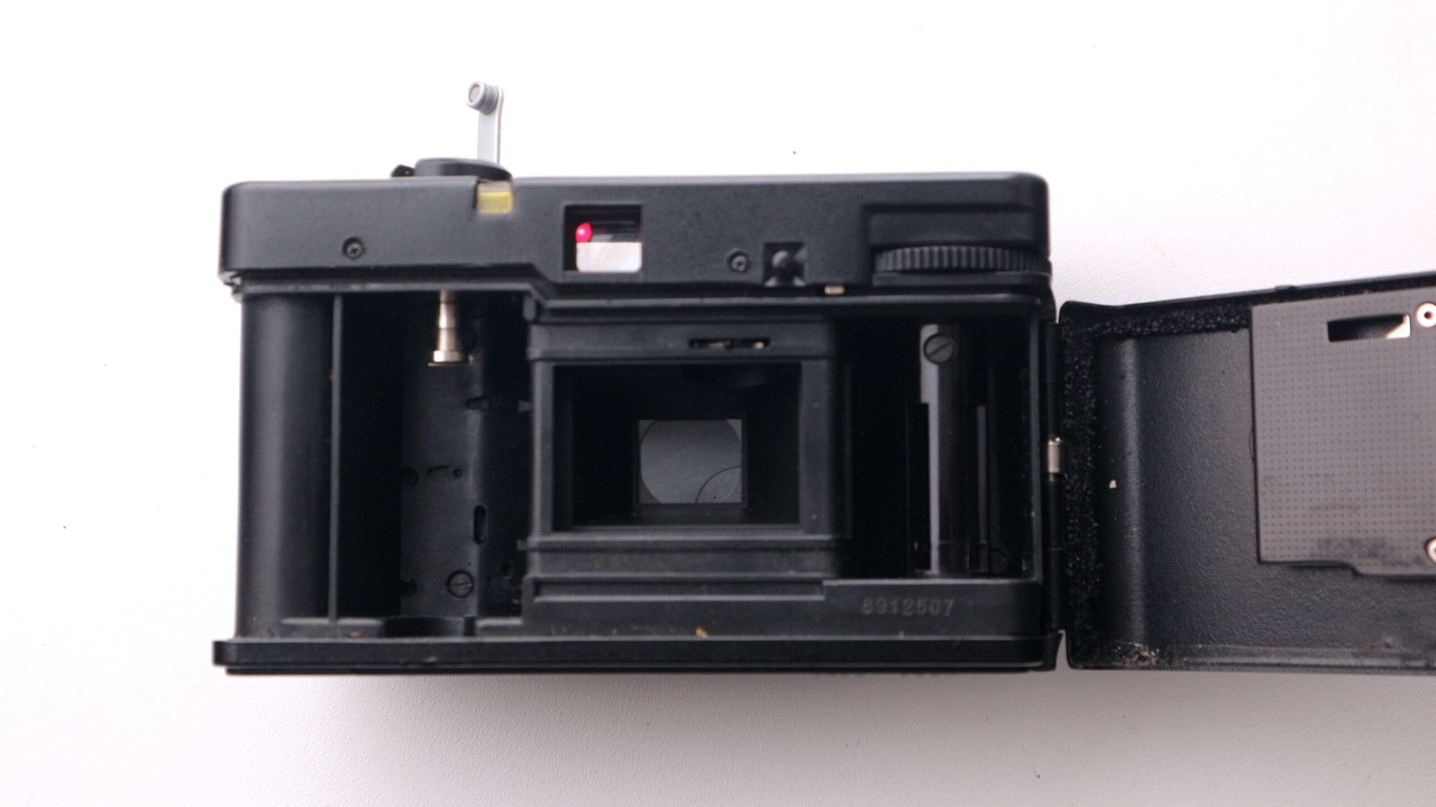 Zenit 35F 35mm Soviet Film Compact Camera - Image 6