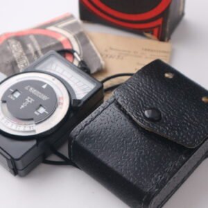 LENINGRAD 7 Soviet Exposure Light meter in box