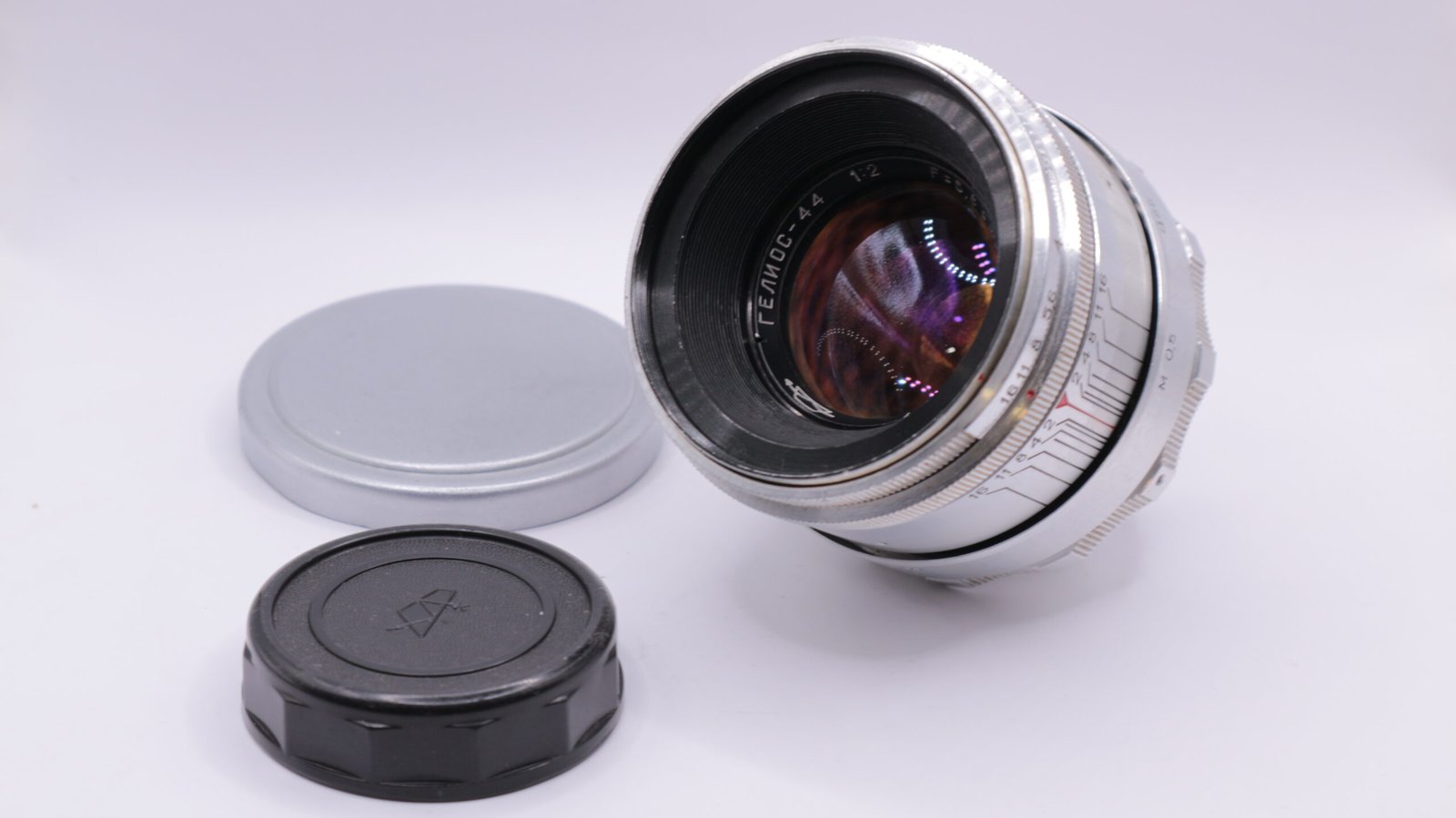 Rare HELIOS 44 Red P KMZ Lens M39 Silver 13 blades S/N 0020281