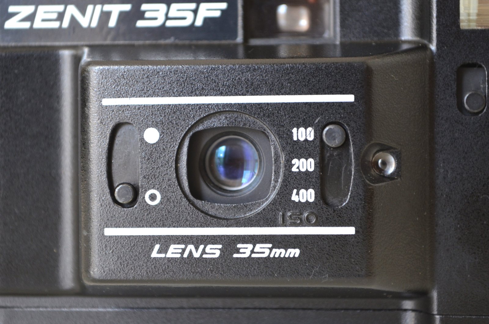 Zenit 35F 35mm Soviet Film Compact Camera s/n 8819635 - Image 2