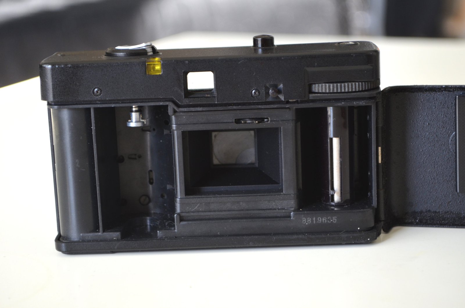 Zenit 35F 35mm Soviet Film Compact Camera s/n 8819635 - Image 9