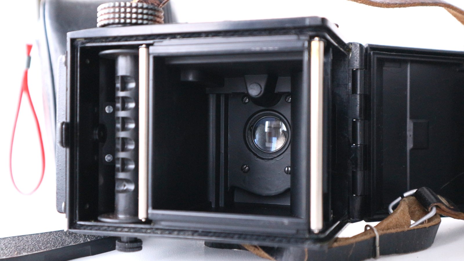 Lubitel 166 B LOMO TLR Camera Medium Format 6x6. S/N: 81710072 - Image 7