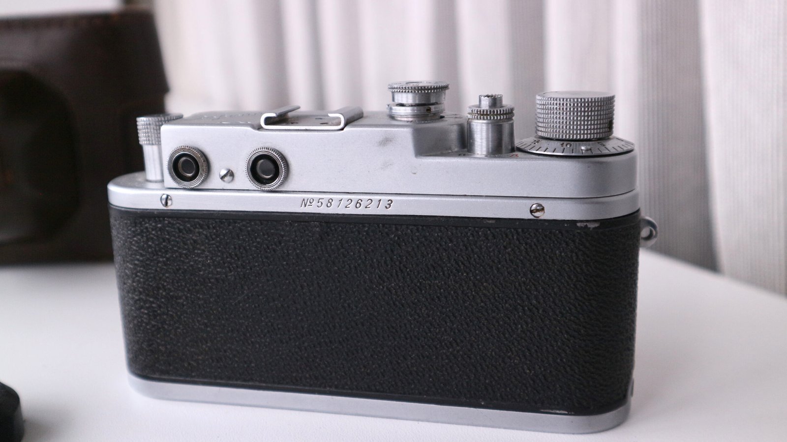 Zorki 2-с Soviet Rangefinder Camera 35mm with Industar 50 3.5/50mm S/N 5892801 - Image 2