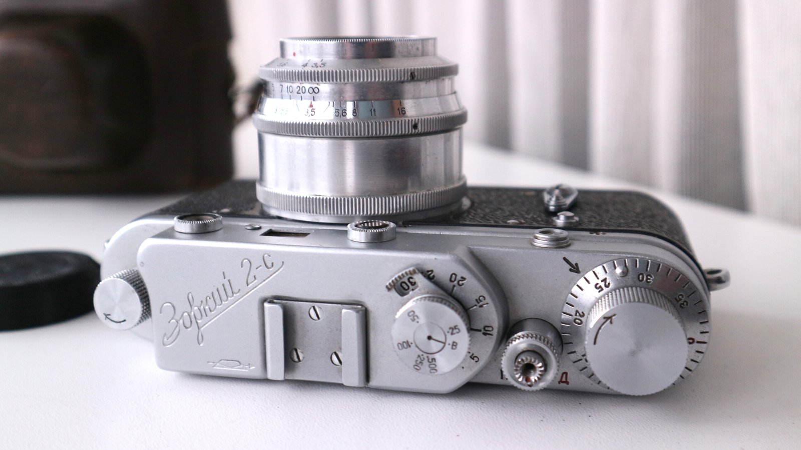 Zorki 2-с Soviet Rangefinder Camera 35mm with Industar 50 3.5/50mm S/N 5892801 - Image 3