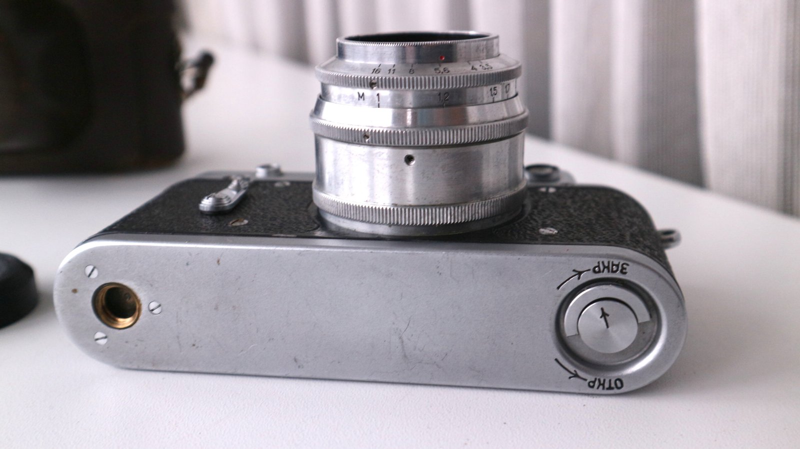 Zorki 2-с Soviet Rangefinder Camera 35mm with Industar 50 3.5/50mm S/N 5892801 - Image 4