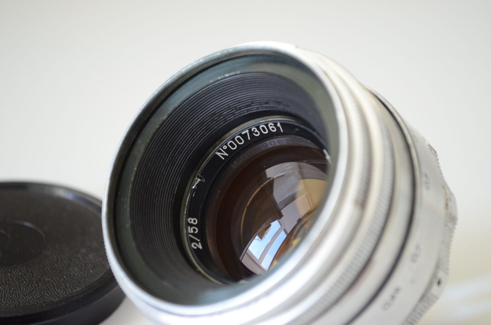 Rare HELIOS 44 KMZ Lens M39 Silver 13 blades S/N 0073061 - Image 3