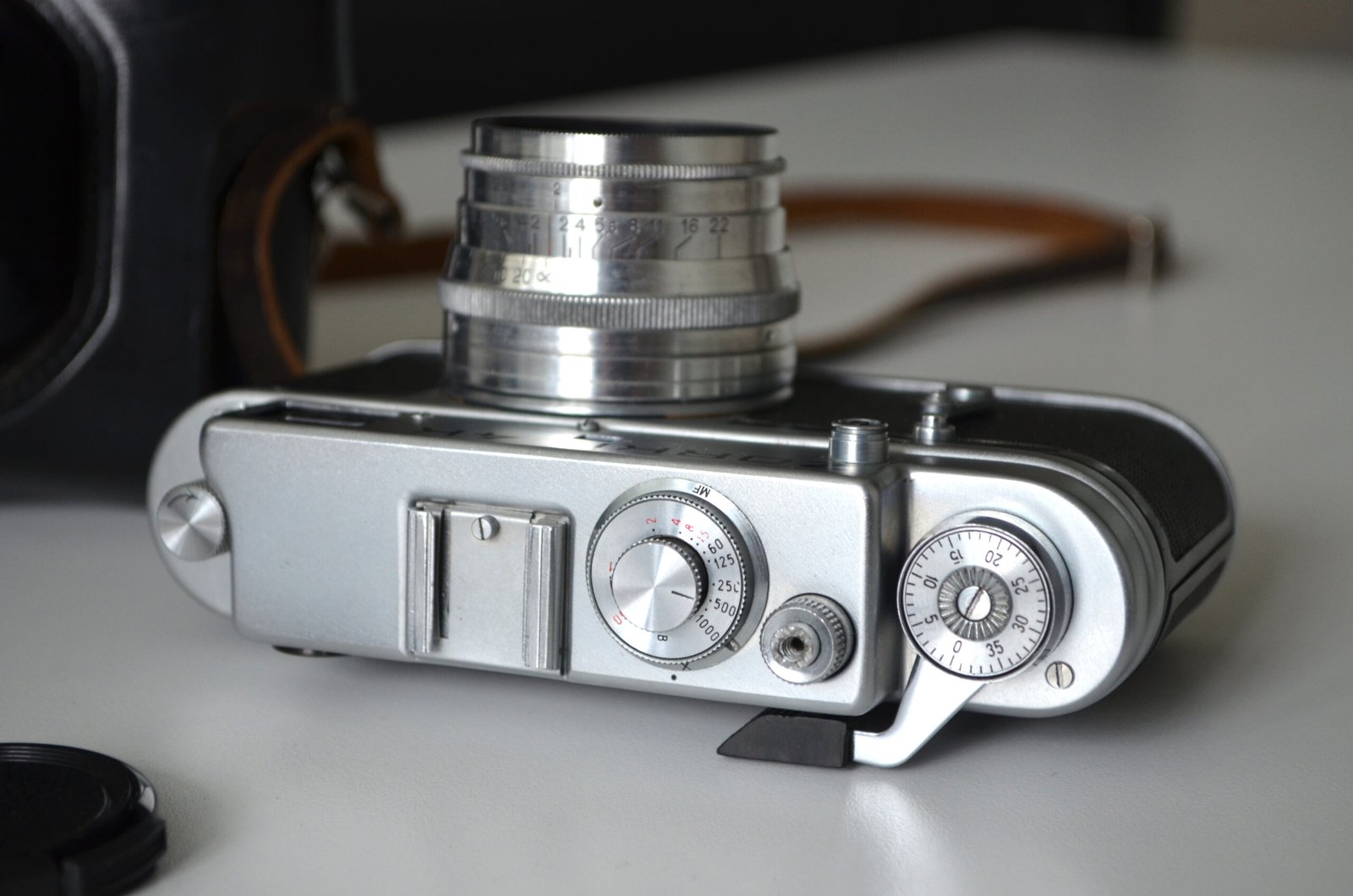 Zorki 4k Soviet Rangefinder Camera 35mm with Jupiter 8 2/50mm S/N 77149833 - Image 3